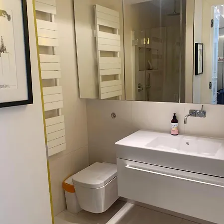 Z Balkonem سوبوت